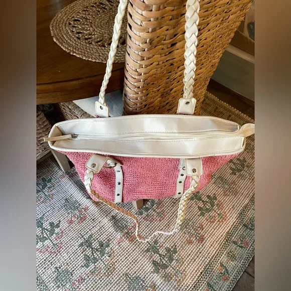 Donna Dixon Crochet Shoulder Tote - Picture 6 of 6